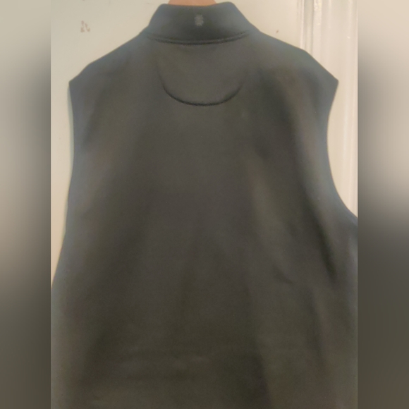 IZOD Performance Advantage Blackout Vest - Picture 5 of 8